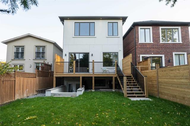 2284 Lawrence Ave W, House detached with 4 bedrooms, 5 bathrooms and 2 parking in Toronto ON | Image 32