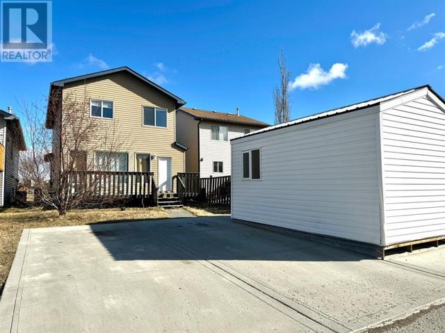 9009 93 Avenue, House detached with 4 bedrooms, 3 bathrooms and 2 parking in Grande Prairie AB | Image 30