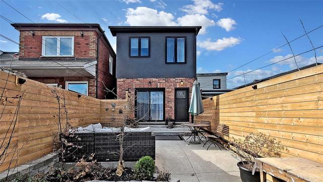 179 Gilbert Ave, House detached with 3 bedrooms, 4 bathrooms and 1 parking in Toronto ON | Image 30