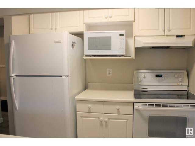 413 - 17467 98a Av Nw, Condo with 2 bedrooms, 2 bathrooms and null parking in Edmonton AB | Image 3