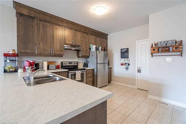 43 Ellis St, House attached with 2 bedrooms, 2 bathrooms and 2 parking in St. Catharines ON | Image 24