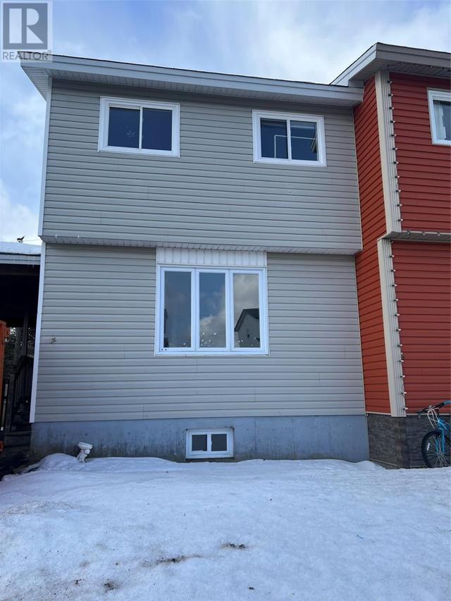 4 Jubilee Place, House semidetached with 3 bedrooms, 1 bathrooms and null parking in Mount Pearl NL | Image 1