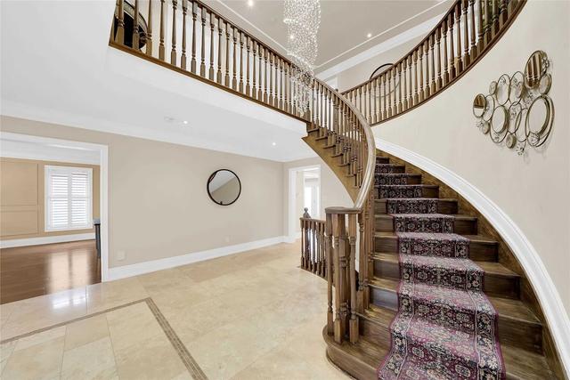 27 Dorwood Crt, House detached with 4 bedrooms, 5 bathrooms and 20 parking in Vaughan ON | Image 10
