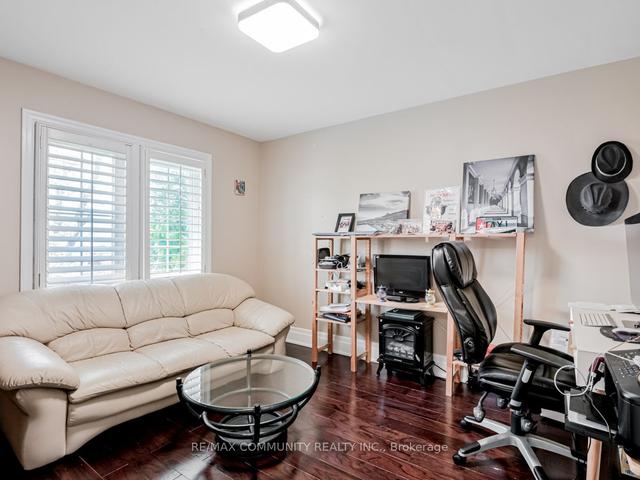 738 Gorham St, House detached with 3 bedrooms, 2 bathrooms and 3 parking in Newmarket ON | Image 13