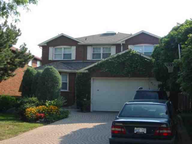 7 Atwood Crt, House detached with 4 bedrooms, 3 bathrooms and 4 parking in Markham ON | Image 1