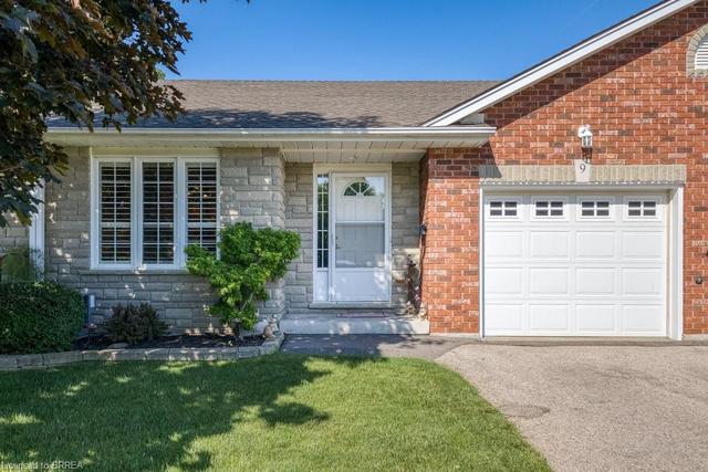 9 - 53 Beverly Street E, House attached with 1 bedrooms, 3 bathrooms and 2 parking in Brant ON | Image 3