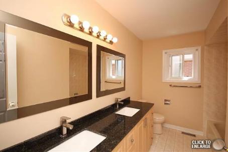 08 Cougar Crt, House detached with 4 bedrooms, 5 bathrooms and 6 parking in Brampton ON | Image 6