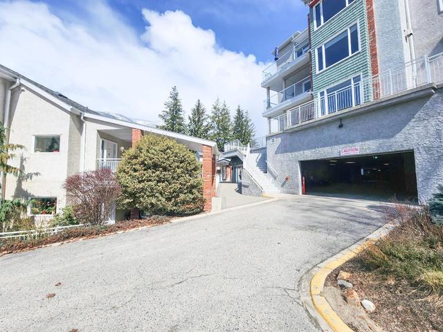 15 - 38 High Street, Condo with 1 bedrooms, 2 bathrooms and 1 parking in Nelson BC | Image 38