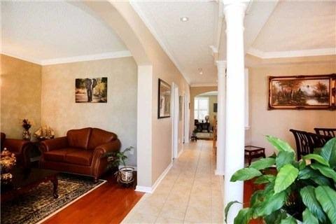 3 Gruber Dr, House detached with 5 bedrooms, 6 bathrooms and 6 parking in Brampton ON | Image 3