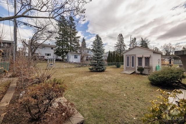 2097 Maywood Street, House detached with 4 bedrooms, 3 bathrooms and 3 parking in Ottawa ON | Image 29