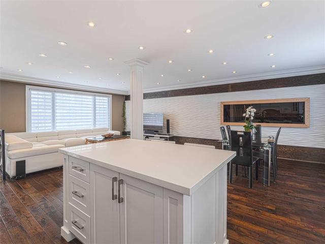 208 Acton Ave, House detached with 3 bedrooms, 2 bathrooms and 6 parking in Toronto ON | Image 2