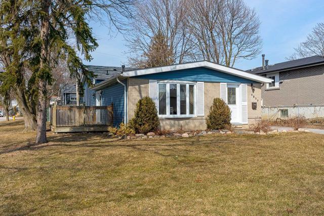 1277 Ilona Park Rd, House detached with 3 bedrooms, 2 bathrooms and 3 parking in Pickering ON | Image 12