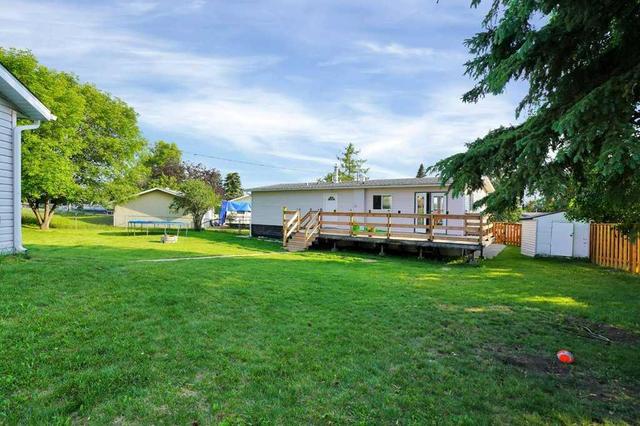 5323 55 Street, House detached with 4 bedrooms, 2 bathrooms and 2 parking in Rocky Mountain House AB | Image 39