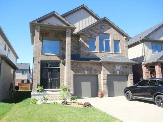1314 Dyer Cres, House detached with 4 bedrooms, 3 bathrooms and 4 parking in London ON | Image 2