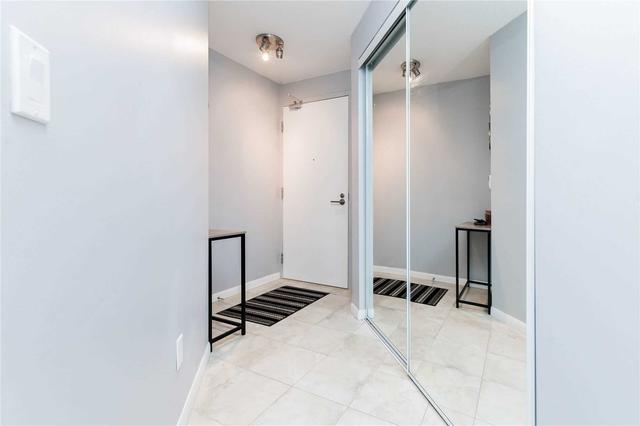 963 - 209 Fort York Blvd, Condo with 2 bedrooms, 1 bathrooms and 1 parking in Toronto ON | Image 20