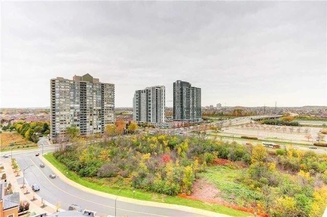 1208 - 360 Square One Dr, Condo with 1 bedrooms, 2 bathrooms and 1 parking in Mississauga ON | Image 2
