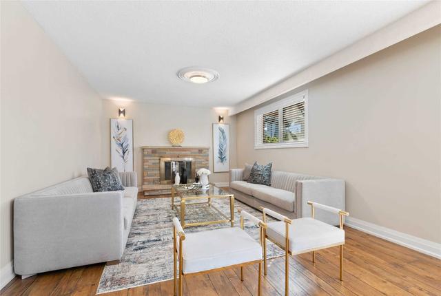 5 Charlton Blvd, House detached with 4 bedrooms, 3 bathrooms and 6 parking in Toronto ON | Image 16