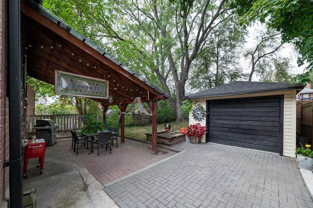 4 Patika Ave, House detached with 3 bedrooms, 2 bathrooms and 3 parking in Toronto ON | Image 26
