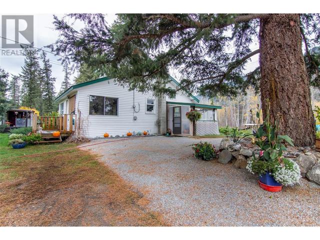1385 6 Highway, House detached with 2 bedrooms, 1 bathrooms and null parking in North Okanagan E BC | Image 20
