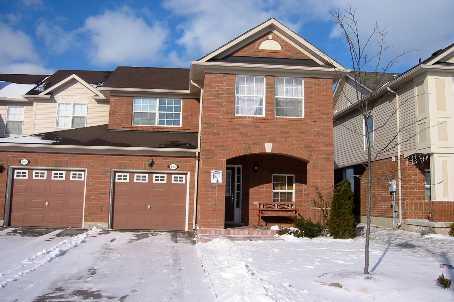 834 Mckay Cres, House attached with 3 bedrooms, 3 bathrooms and 1 parking in Milton ON | Image 1