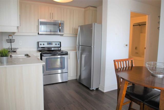 2204 - 158 King St N, Condo with 2 bedrooms, 1 bathrooms and 1 parking in Waterloo ON | Image 7
