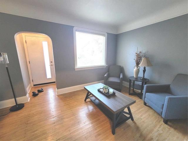 347 Guelph St, House detached with 2 bedrooms, 2 bathrooms and 3 parking in Kitchener ON | Image 20