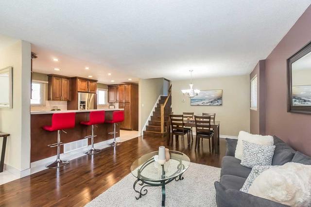 641 Chancery Crt, House detached with 4 bedrooms, 2 bathrooms and 6 parking in Oshawa ON | Image 22