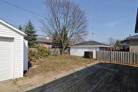 80 Emperor St, House detached with 3 bedrooms, 2 bathrooms and 5 parking in Ajax ON | Image 9