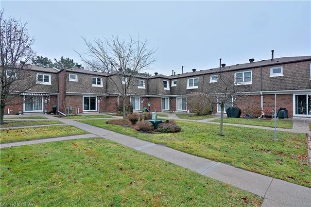 5 - 1023 Salisbury Street, House attached with 2 bedrooms, 1 bathrooms and 1 parking in Sarnia ON | Image 22