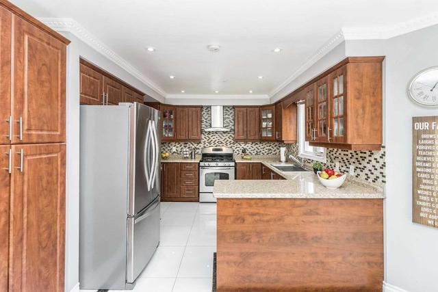 1512 Princelea Pl, House detached with 5 bedrooms, 4 bathrooms and 3.5 parking in Mississauga ON | Image 10