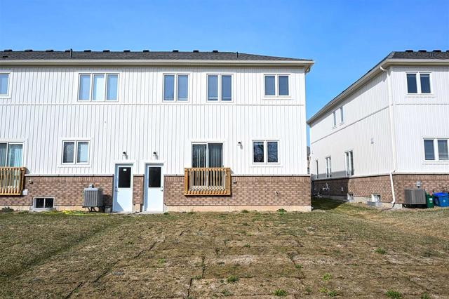 1218 Plato Dr, House attached with 3 bedrooms, 3 bathrooms and 2 parking in Fort Erie ON | Image 32