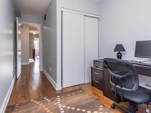 30 - 593 Kennedy Rd, Townhouse with 3 bedrooms, 2 bathrooms and 1 parking in Toronto ON | Image 5