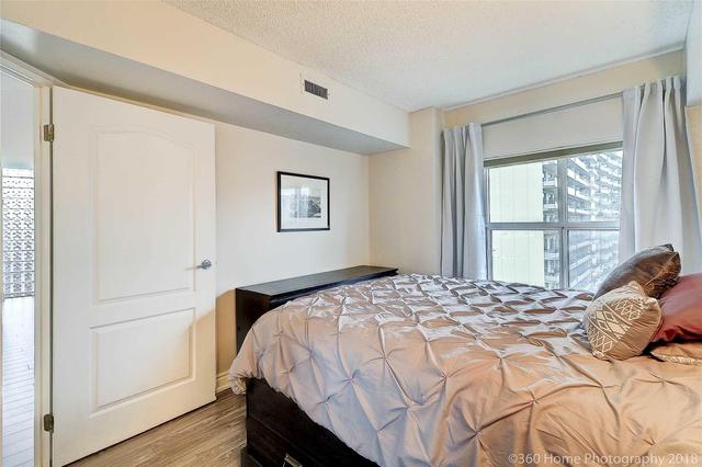 804 - 97 Lawton Blvd, Condo with 1 bedrooms, 1 bathrooms and 1 parking in Toronto ON | Image 17