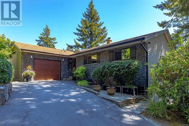 2281 Henlyn Dr, House detached with 3 bedrooms, 2 bathrooms and 3 parking in Sooke BC | Image 8
