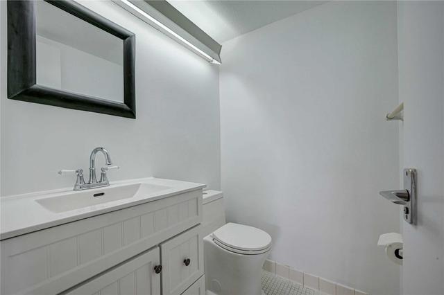 610 - 1 Massey Sq, Condo with 3 bedrooms, 2 bathrooms and 0 parking in Toronto ON | Image 18