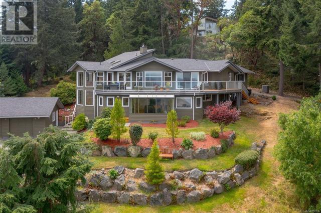 4286 Camsusa Rd, House detached with 1 bedrooms, 1 bathrooms and 8 parking in Juan de Fuca BC | Card Image