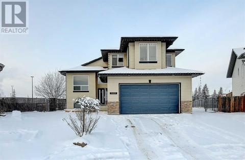 11450 89b Street, House detached with 5 bedrooms, 3 bathrooms and 6 parking in Grande Prairie AB | Card Image