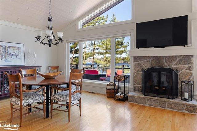1215 Ronville Road, House detached with 6 bedrooms, 3 bathrooms and 8 parking in Lake of Bays ON | Image 11