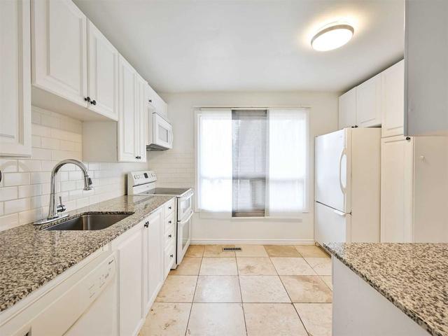 115 Greene Dr, House attached with 3 bedrooms, 2 bathrooms and 3 parking in Brampton ON | Image 27