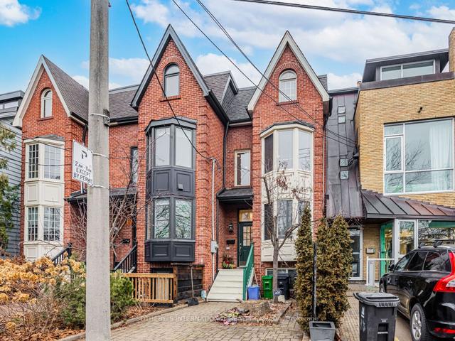 90b Shaftesbury Ave, House semidetached with 3 bedrooms, 4 bathrooms and 1 parking in Toronto ON | Image 1