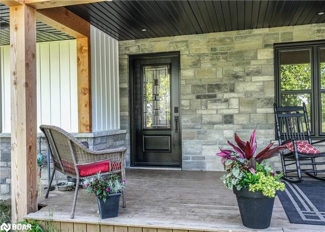 446 Medonte 2 Sideroad, House detached with 5 bedrooms, 2 bathrooms and 13 parking in Oro Medonte ON | Image 6