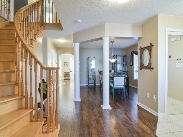 1187 Barr Cres, House detached with 4 bedrooms, 3 bathrooms and 2 parking in Milton ON | Image 8