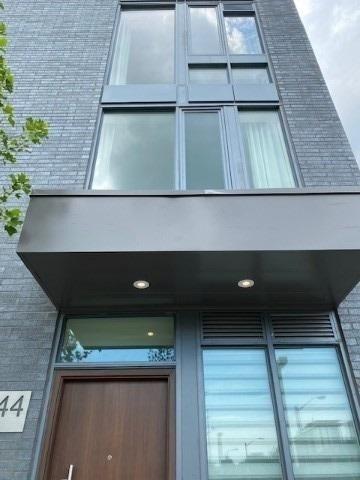 22 Sonic Way, Townhouse with 3 bedrooms, 3 bathrooms and 1 parking in Toronto ON | Image 1