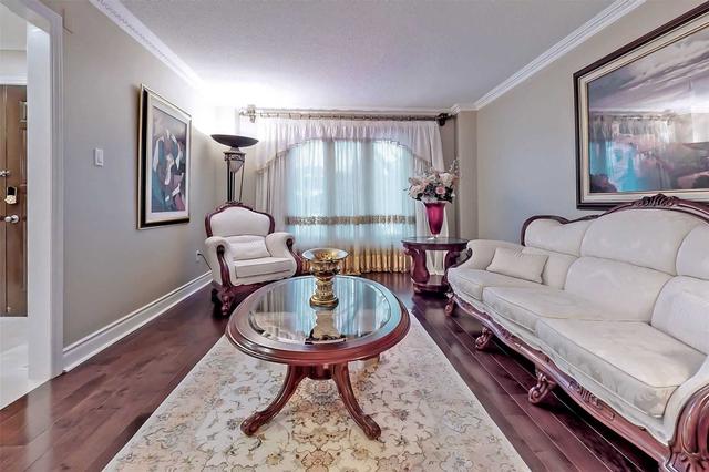 8 Atwood Crt, House detached with 4 bedrooms, 4 bathrooms and 6 parking in Markham ON | Image 38