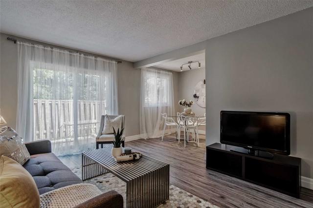 119 - 100 Quigley Rd, Townhouse with 3 bedrooms, 3 bathrooms and 2 parking in Hamilton ON | Image 6