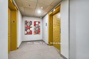 307 - 8 Culinary Lane, Condo with 2 bedrooms, 1 bathrooms and 1 parking in Barrie ON | Image 2