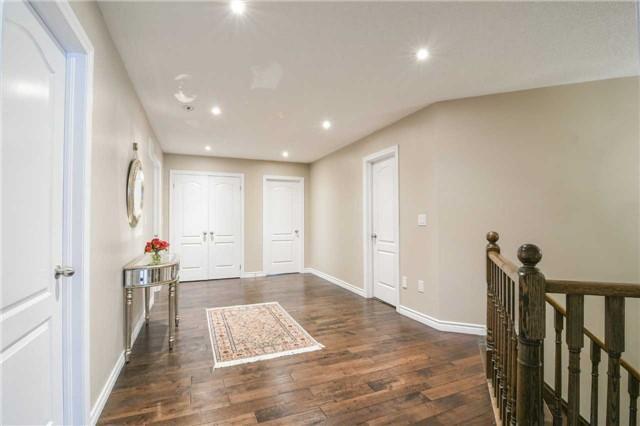 159 Minto Cres, House detached with 4 bedrooms, 4 bathrooms and 4 parking in Milton ON | Image 14