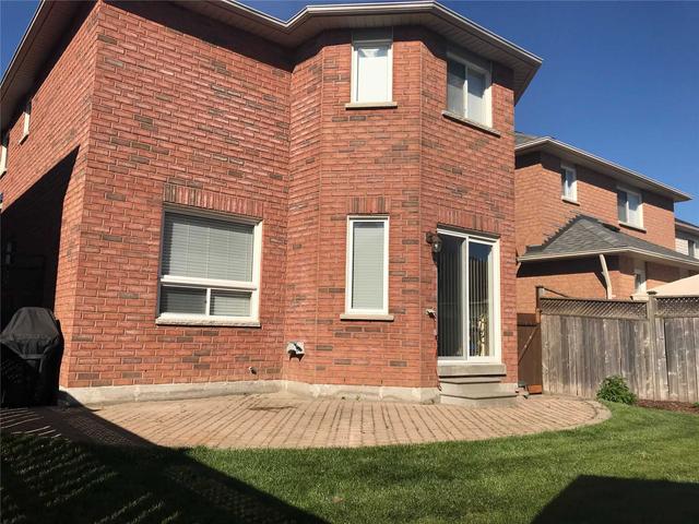 5865 Swordsman Dr, House detached with 3 bedrooms, 4 bathrooms and 4 parking in Mississauga ON | Image 25