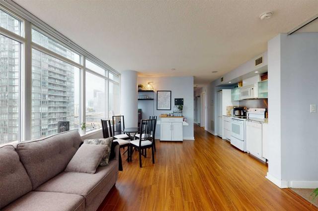 919 - 4k Spadina Ave, Condo with 2 bedrooms, 2 bathrooms and 1 parking in Toronto ON | Image 27