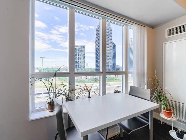 626 - 2 Eva Rd, Condo with 2 bedrooms, 2 bathrooms and 1 parking in Toronto ON | Image 19